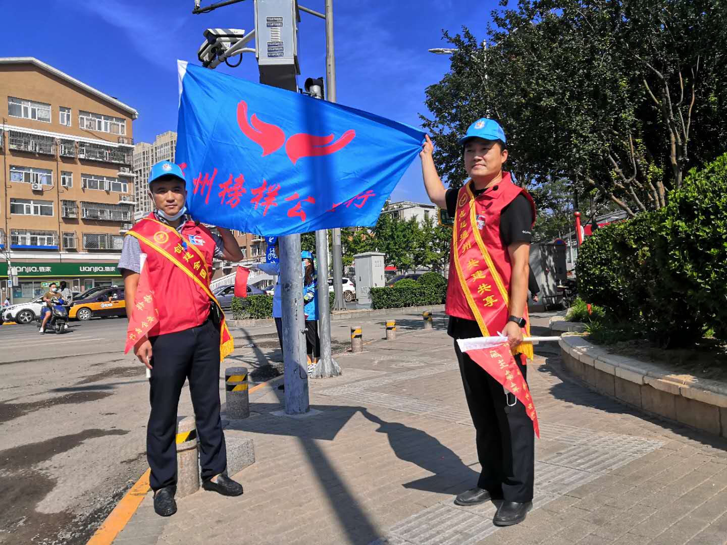 <strong>男生的戳入女生的的软件</strong>